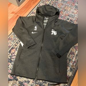 Nike Dri Fit Men’s Philadelphia 76ers hoodie jacket